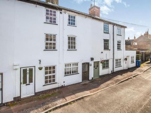 Agniti Cottage ダービー エクステリア 写真