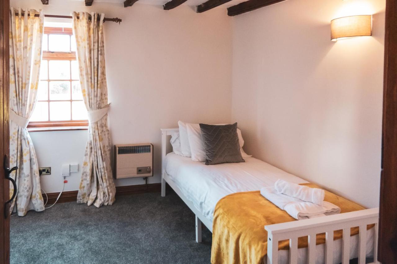 Agniti Cottage ダービー エクステリア 写真